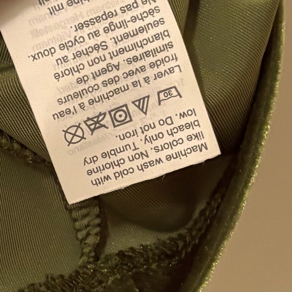 J. Crew| Green Velvet Mock Neck Sleeveless Top Sz L - Picture 4 of 4